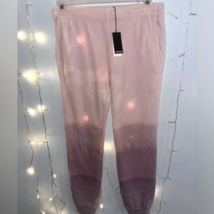 women’s size medium Monrow joggers bnwt